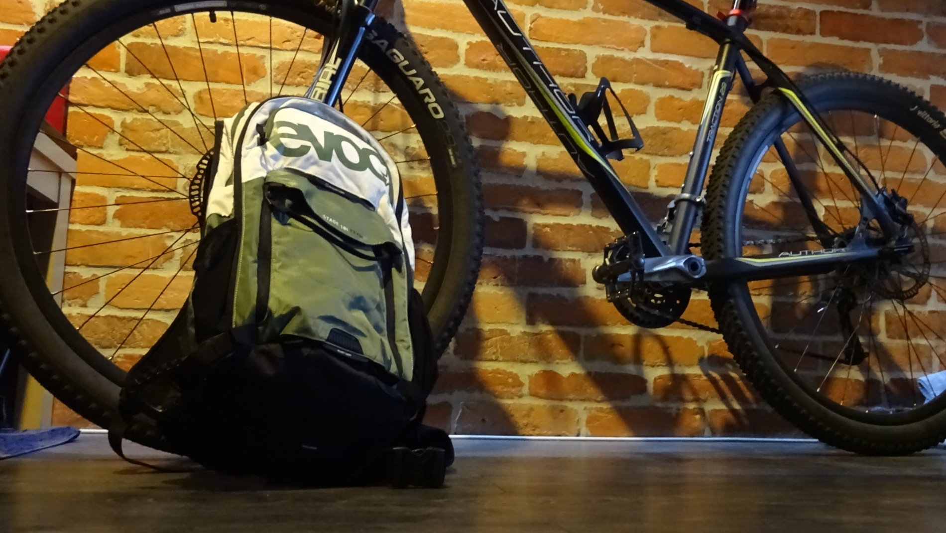 EVOC Stage 18 - plecak nie tylko na rower Gadżety i Testy 